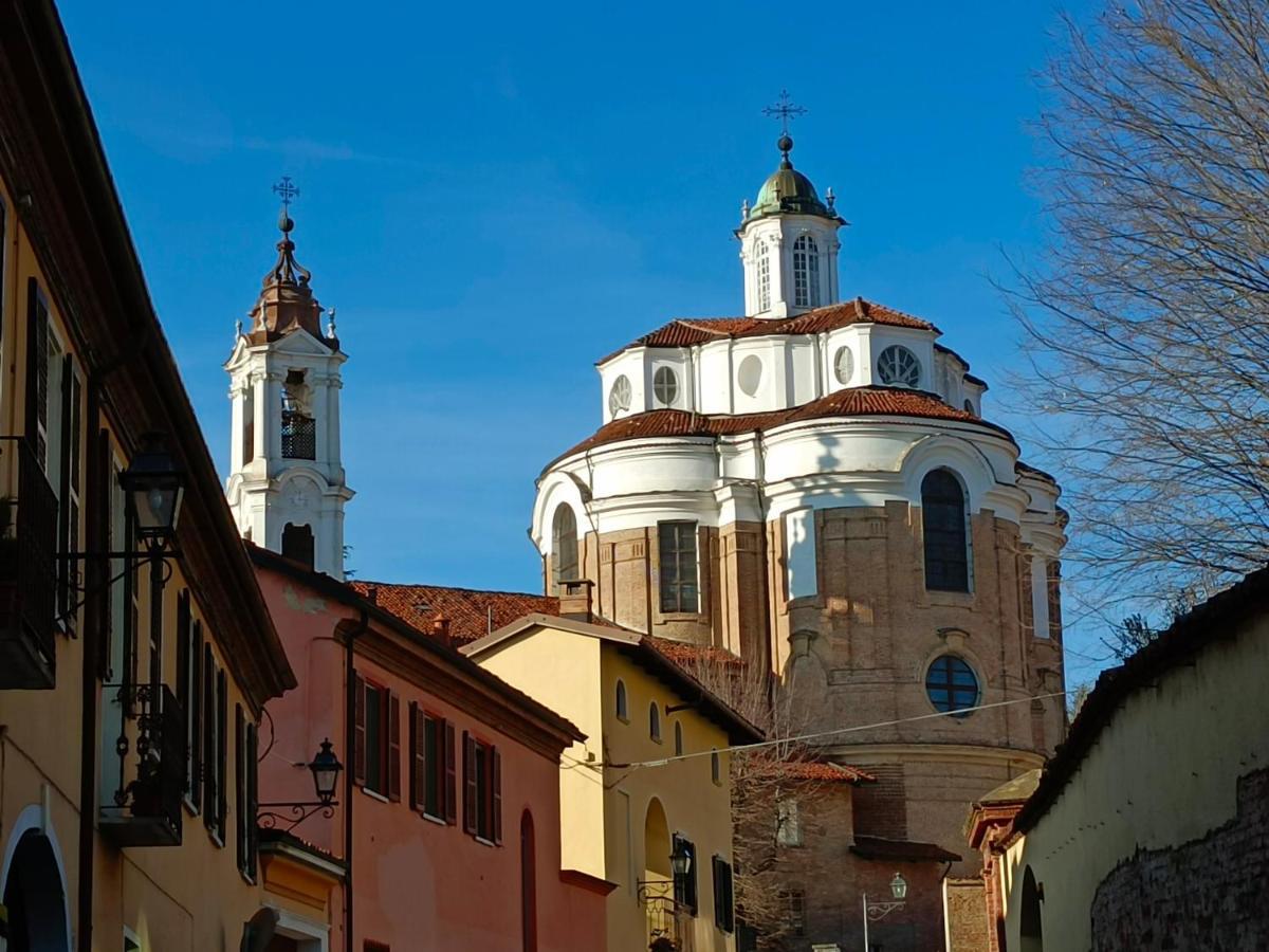 Santa Chiara Nuovo Appartamento In Centro Di Bra Exterior foto